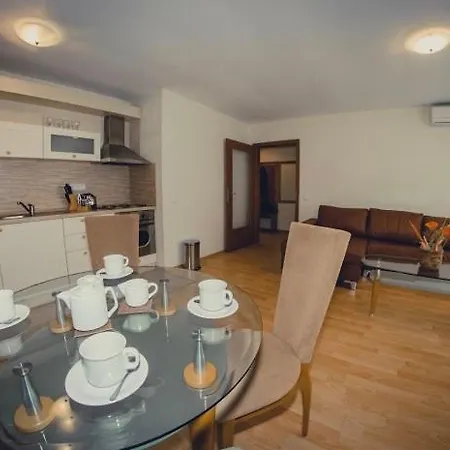 Modern Stylish Holiday Apartamento